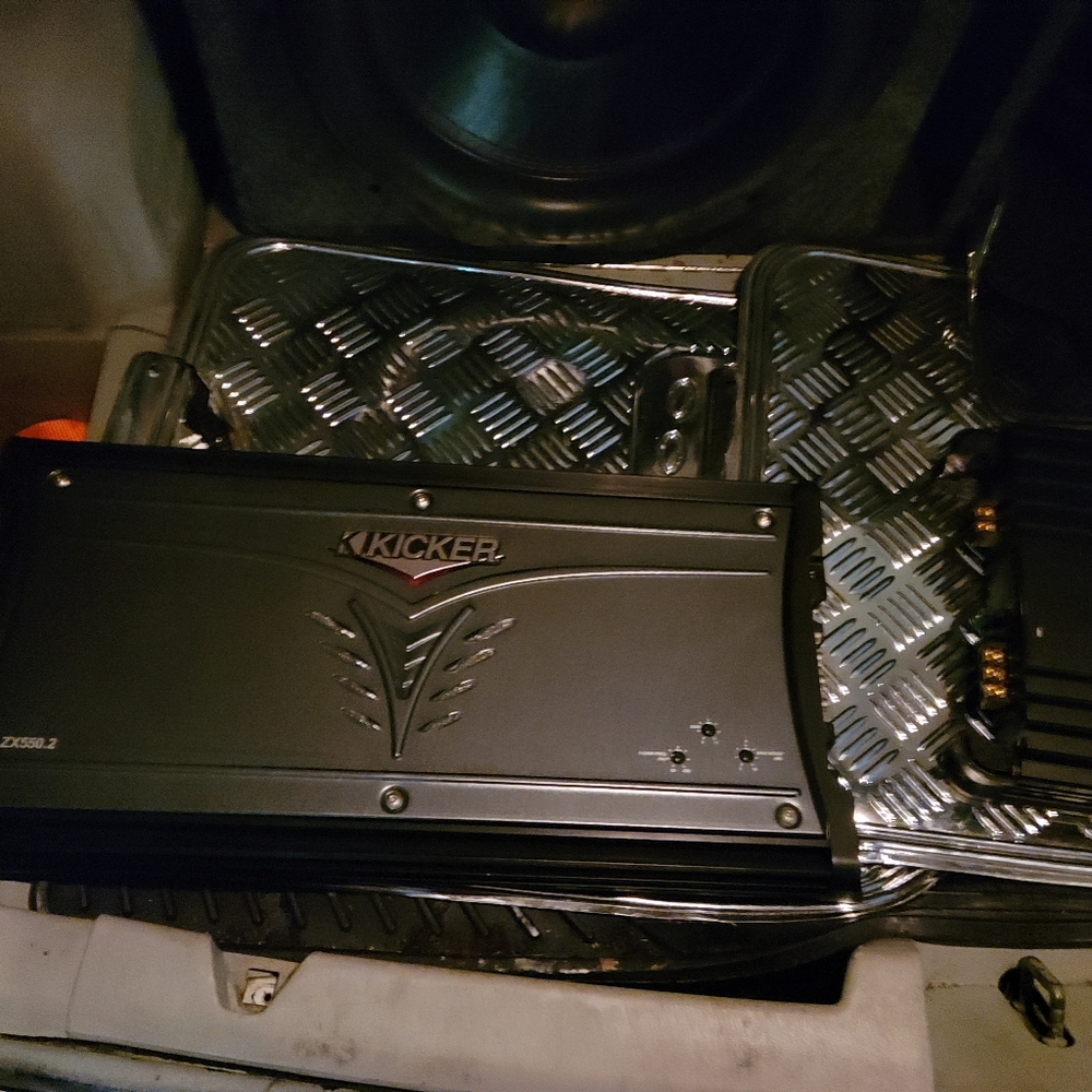 Old school Kicker ZX500.2